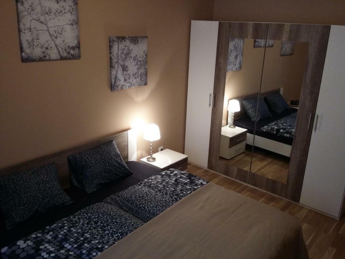 Angel Apartment Nr 4 Near To The Center Prag Dış mekan fotoğraf